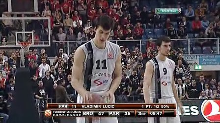 国米vs利物浦：萨拉赫缺阵，劳塔罗、阿坎吉、伊萨克首发（国米对阵利物浦：萨拉赫无缘出战，劳塔罗、阿坎吉、伊萨克领衔首发）