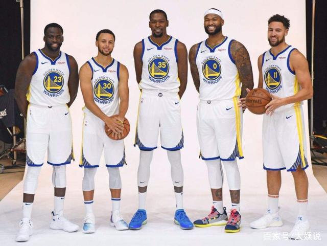 迪洛伦佐：赛后会和孔蒂复盘比赛；欧冠还有两轮还有机会晋级（迪洛伦佐：赛后将与孔蒂复盘，欧冠剩两轮仍有晋级机会）