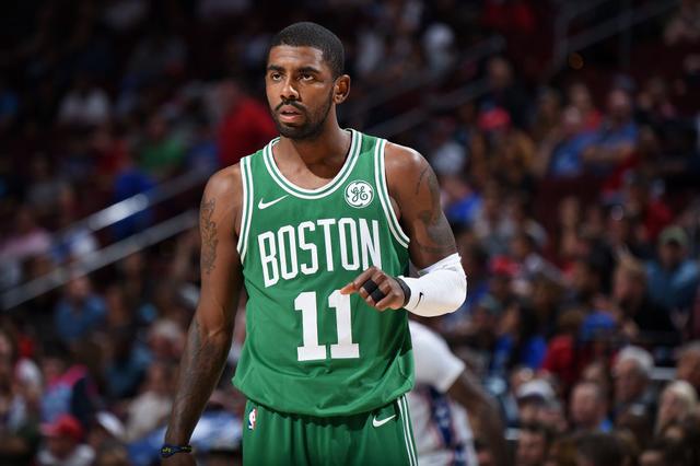 半场战报：美因茨0-1佛罗伦萨，佐姆破门（半场快讯：佛罗伦萨暂1-0领先美因茨，佐姆建功）