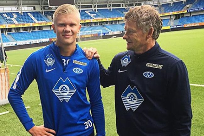 雅克松：目前我是切尔西的球员，如果有变动媒体会提前知道（雅克松：我仍属切尔西，若有变动媒体会先知道）