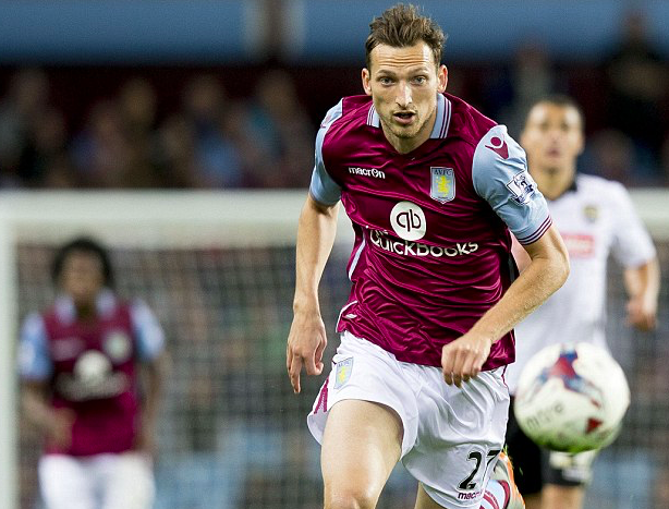 阿斯：诺坎普的主队更衣室还没装修好，巴萨已要求尽快完工（阿斯：诺坎普主队更衣室尚未完工，巴萨正催促加快进度）