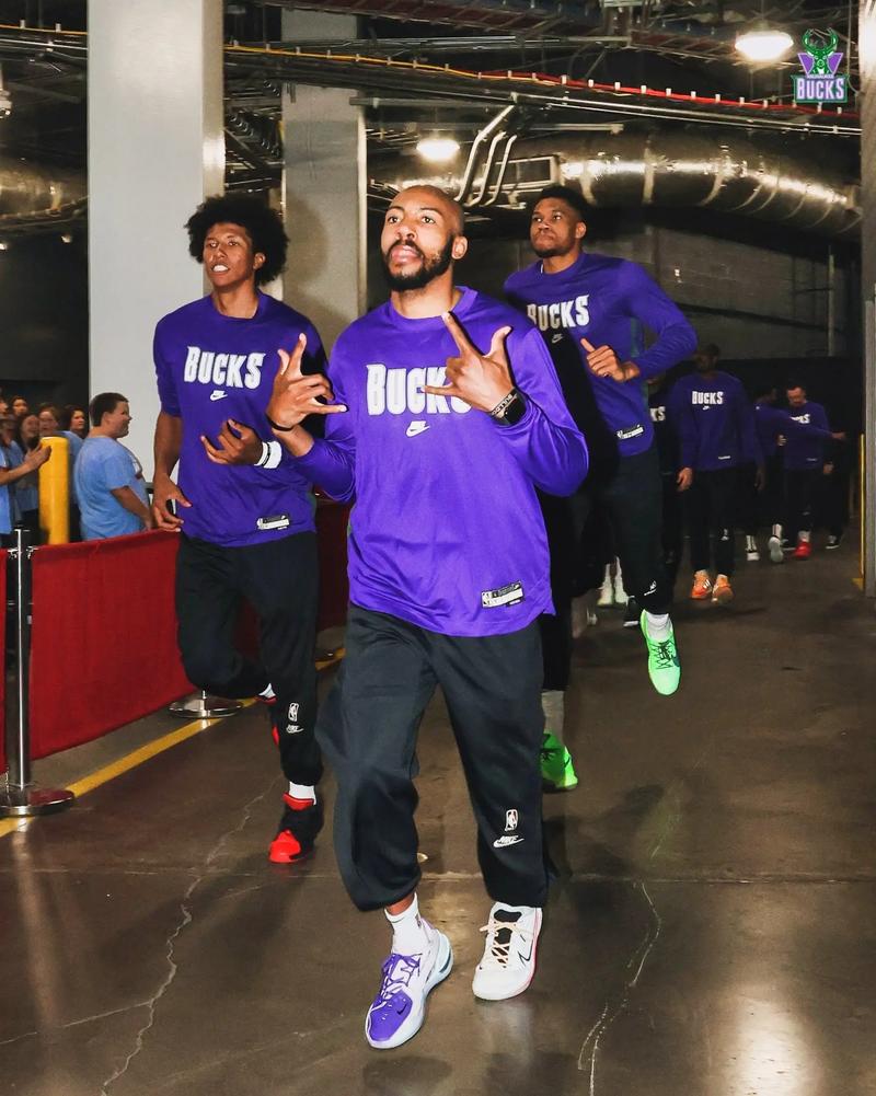 广厦替补席贡献巨大（广厦替补火力全开）