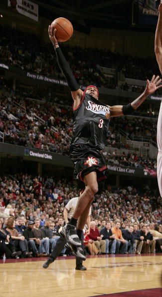 伤愈之路坎坷，武磊本赛季出场6次贡献1球1助攻（复出艰难，武磊本赛季6次登场贡献1球1助）