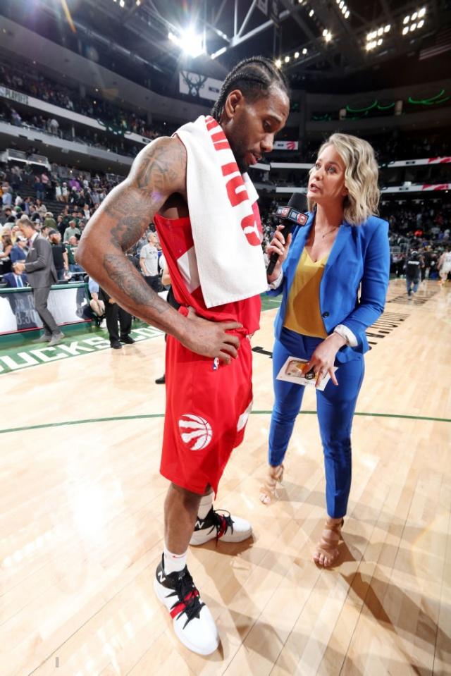 土鸡PK桑巴！国际排联认证这是本届VNL至今最激烈的强强对话！（土鸡大战桑巴：国际排联认定为本届VNL迄今最火爆的强强对决）