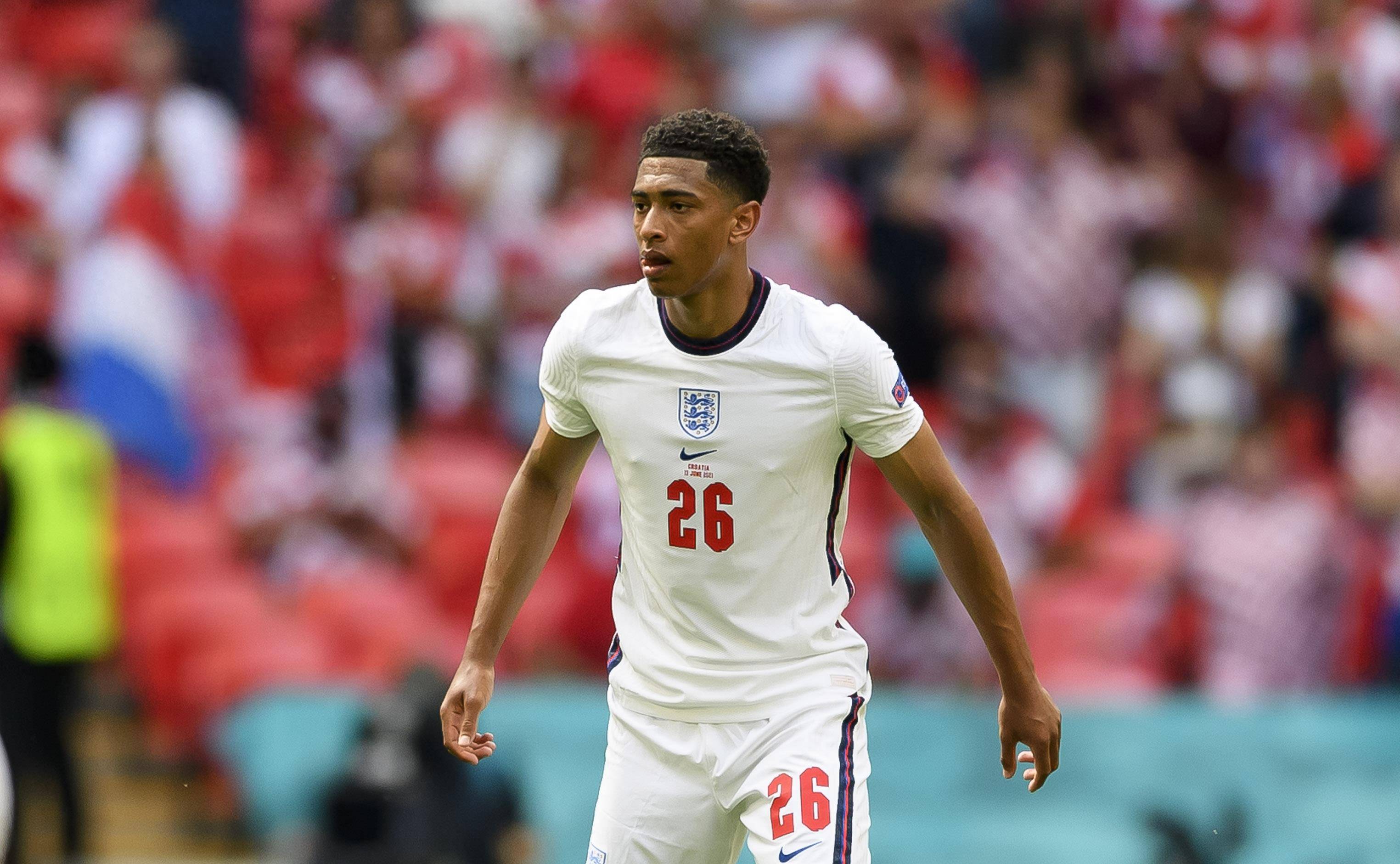 张知垚到北汽男篮之后的正式比赛初体验（张知垚加盟北汽男篮后的正式赛场首秀）