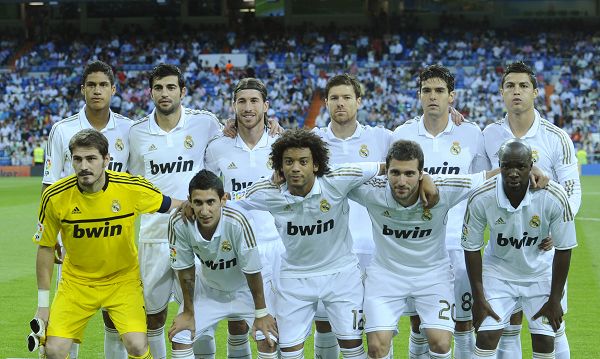 邓亚萍怒揭3人窘境！樊振东夺冠反显男乒危机，统治时代真要终结？（邓亚萍直言三人陷困境，樊振东夺冠难掩男乒隐忧，统治时代要落幕？）